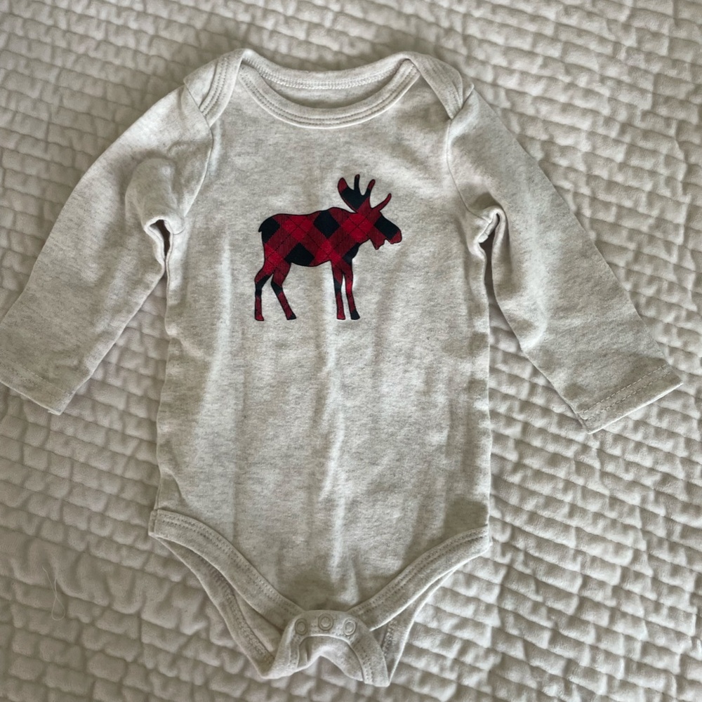 BABY BOY SIZE 6-9 MONTHS FALL/WINTER BUNDLE - Picture 5 of 7